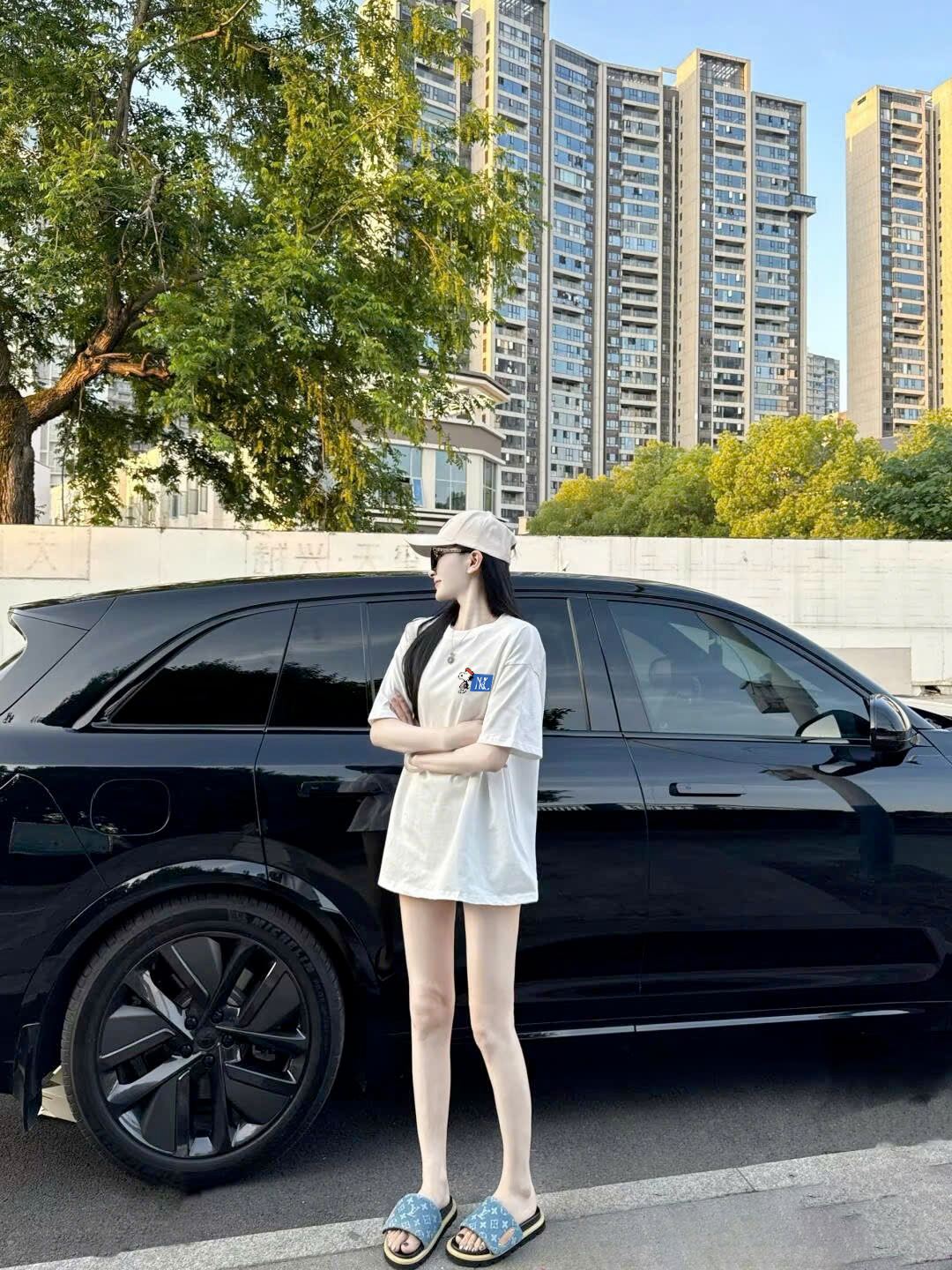 Snoopy Charlie Brown T-Shirt